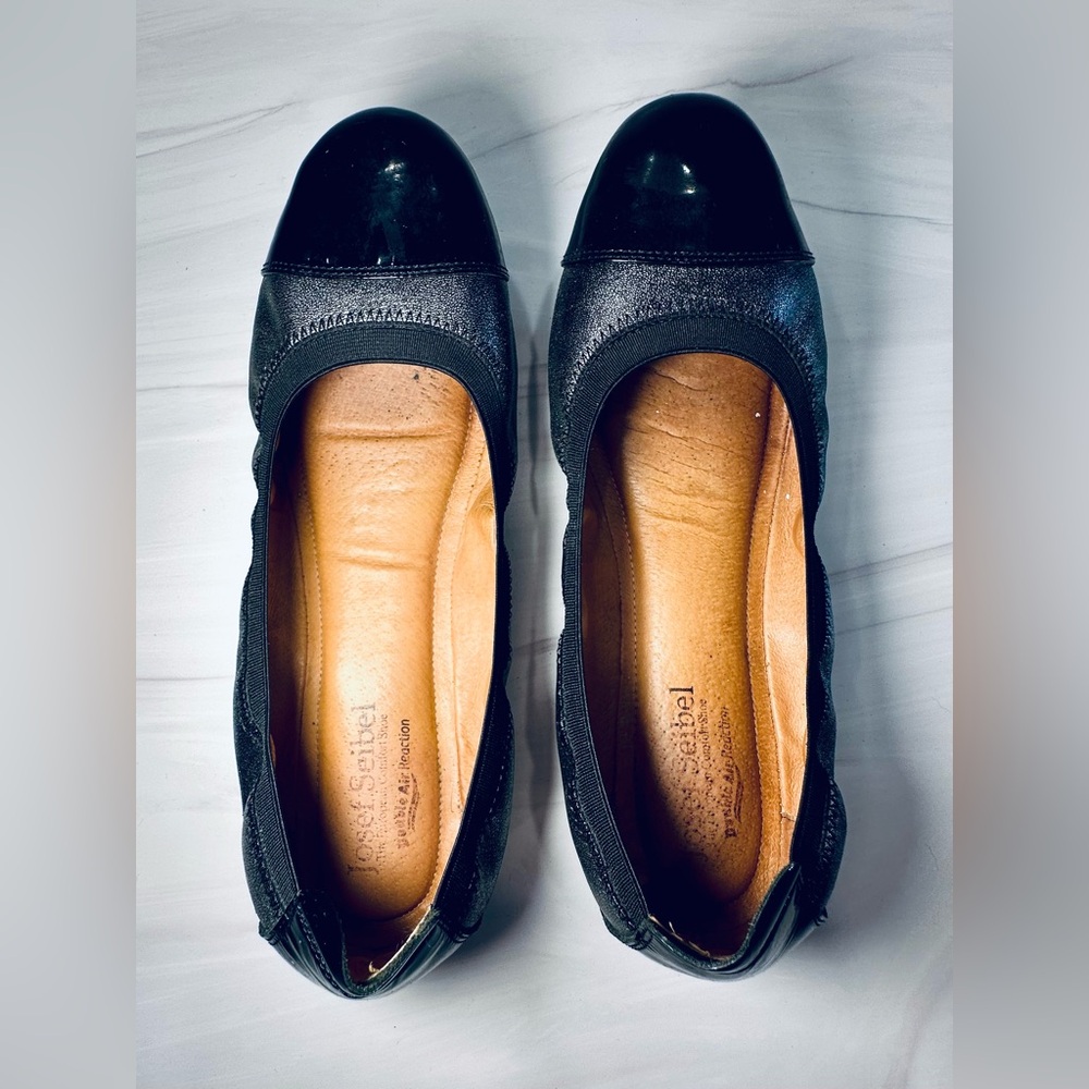 Josef Seibel Pippa Basalt Gray Black Patent Cap Toe Flats - Size 40